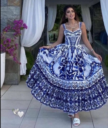 rochie de dama cu fanta 2396