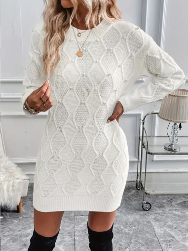 дамска рокля плетена с декорация перли J63117 бял