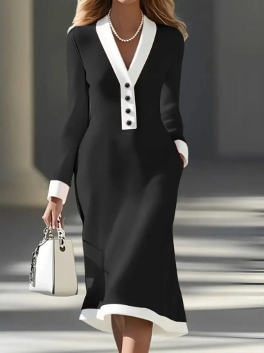 дамска рокля с V-образно делкоте и копчета  J61798 черен