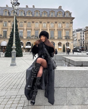 rochie de dama cu dantela si brosa 2585