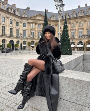 rochie de dama cu dantela si brosa 2585