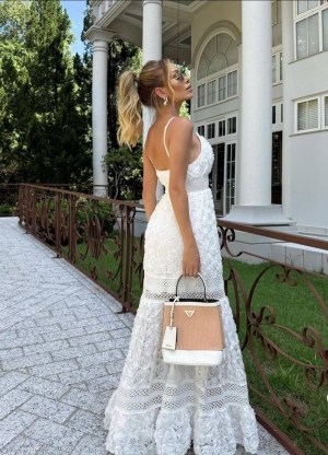 дамски рокля с дантела 2667