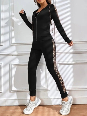 дамски компект с качулка и леопардов кант J55205