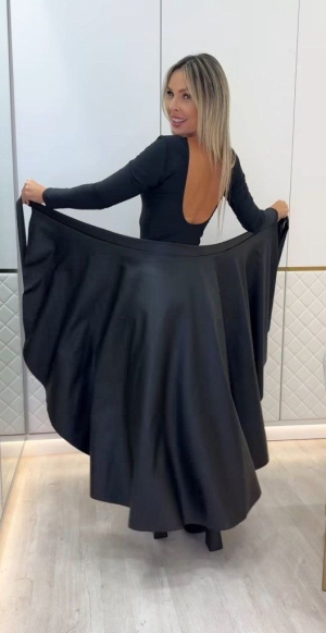 дамска пола еко кожа с колан на талията J71349