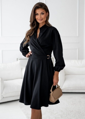 дамска рокля с  V деклоте и катарама отстрани  J51042 черен