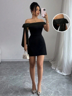 дамска рокля с яка стил мадона и панделка  J62249 черен/ черен